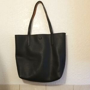 Elegant Black Leather Tote Bag